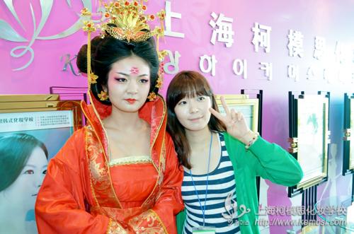 柯模思化妝學校為韓國學子培訓傳統“唐妝”,綻放中韓友誼